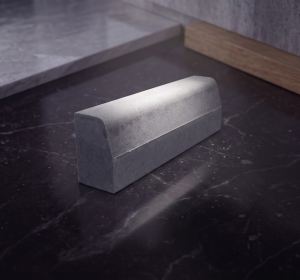 Medium Curbstone